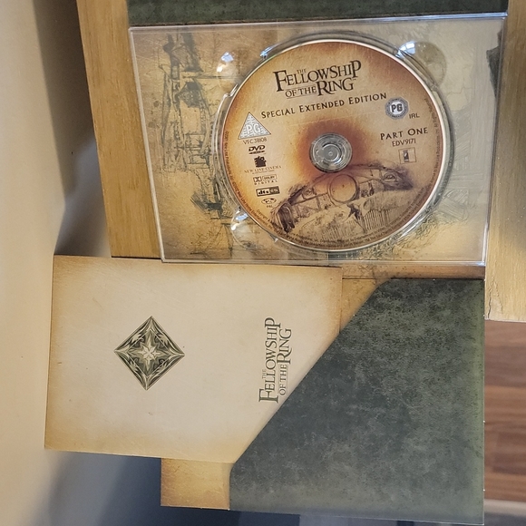 Lord Of The Rings Extended Edition 3 Part Box Set DVD Partially Unopened - Picture 11 of 15